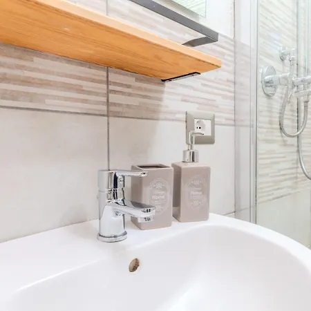 Appartement Strepitosa 3 *
